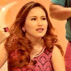 Jika Tidak Disertakan dalam Akta Anak, Enji Bakal Polisikan Ayu Ting Ting