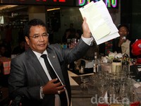 Hingga akhir jumpa pers, Enji tak menampakkan batang hidungnya. Gus Mun/detikHOT.