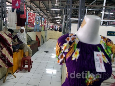 Pasar Blok G Tanah Abang Sepi