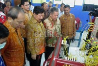 Dunia otomotif di Indonesia terus menunjukan perkembangan yang signifikan dan program kurikulum otomotif di SMK menjadi primadona.