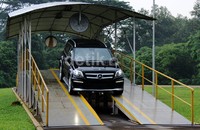 SUV yang dirakit di Bogor ini dipersenjatai mesin V8 4.663 cc twin turbocharged yang melontarkan tenaga 435 Hp dan menyemburkan torsi 700 Nm.