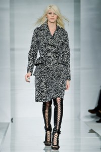 Antonio Berardi. Fall/Winter 2014. London Fashion Week 2014. [Photo by Ben A. Pruchnie/Getty Images]