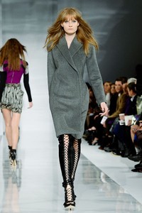 Antonio Berardi. Fall/Winter 2014. London Fashion Week 2014. [Photo by Ben A. Pruchnie/Getty Images]