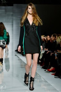 Antonio Berardi. Fall/Winter 2014. London Fashion Week 2014. [Photo by Ben A. Pruchnie/Getty Images]