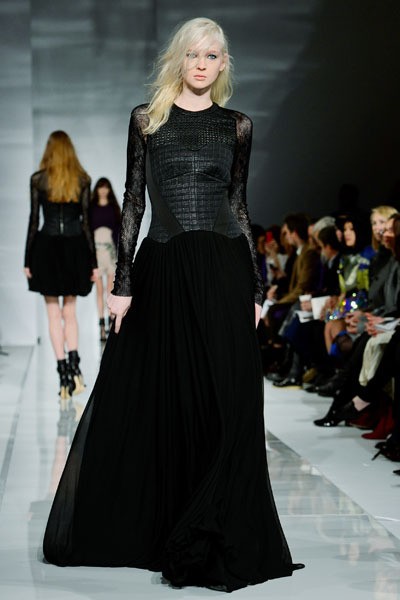 Antonio Berardi. Fall/Winter 2014. London Fashion Week 2014. [Photo by Ben A. Pruchnie/Getty Images]