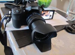 Mengulik Gaya Klasik Galaxy NX30