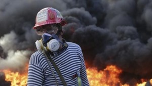 Korban Tewas Kerusuhan di Ukraina Jadi 14 Orang