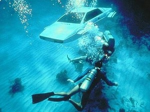 Puluhan Tunggangan James Bond Dijual