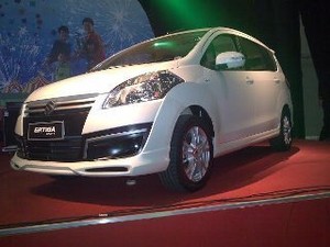 Hari Ini 2 Mobil MPV Meluncur