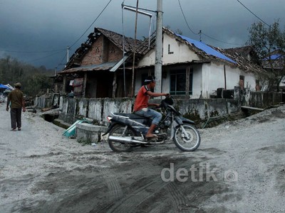 Desa Laharpang Pasca Erupsi Kelud