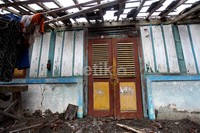 Sejumlah rumah rusak berat.
