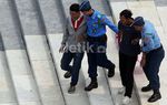 Bentangkan Spanduk di DPR, 2 Mahasiswa Diamankan