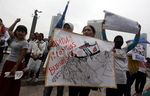 Eks Buruh PT Panarub Demo di Bundaran HI