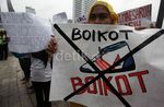 Eks Buruh PT Panarub Demo di Bundaran HI