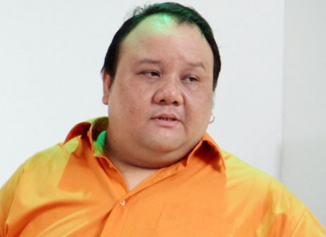 Ketika Rony Dozer Menjadi Host Ajang Pencarian Model