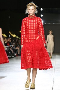 Simone Rocha, Fall/Winter 2014. London Fashion Week 2014. [Photo by Miles Willis/Getty Images]