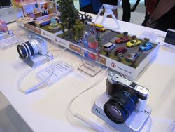Galaxy Square, Sarang Raksasa Gadget Samsung