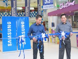 Galaxy Square, Sarang Raksasa Gadget Samsung