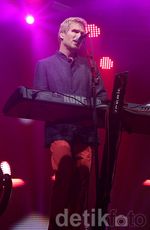 Konser Romantis MLTR di Jakarta