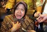 Ekspresi Wali Kota Surabaya Tri Rismaharini