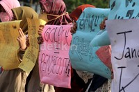 KAMMI mengajak untuk tidak menjadi golput, KAMMI hanya menekankan untuk berhati-hati dalam memilih partai dan caleg pada Pemilu 2014 mendatang.