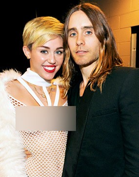 Sama-sama Suka Bugil, Miley Cyrus dan Jared Leto Berkencan