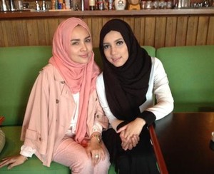 Hijab Style: Ria Miranda dan Jenahara Berbagi Tips Tampil Stylish