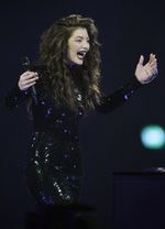 Lorde Tampil Gotik