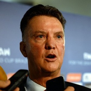Van Gaal Buka Lebar-lebar Kans Latih Klub Premier League Musim Depan