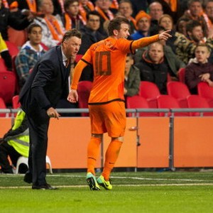 Lawan Prancis, Van Gaal Panggil Lima Pemain Baru ke Skuat Oranje