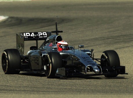 Magnussen Tercepat di Hari Kedua