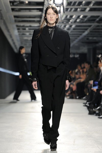 Christopher Kane, Fall/Winter 2014. London Fashion Week 2014. [Photo by Stuart C. Wilson/Getty Images]