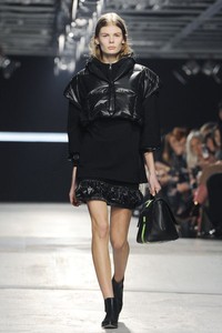 Christopher Kane, Fall/Winter 2014. London Fashion Week 2014. [Photo by Stuart C. Wilson/Getty Images]