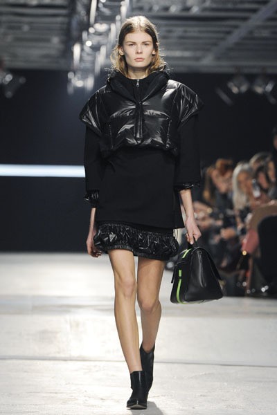 Christopher Kane, Fall/Winter 2014. London Fashion Week 2014. [Photo by Stuart C. Wilson/Getty Images]