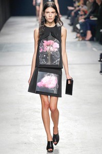 Christopher Kane, Fall/Winter 2014. London Fashion Week 2014. [Photo by Stuart C. Wilson/Getty Images]