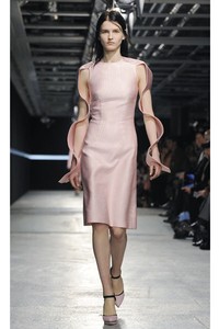 Christopher Kane, Fall/Winter 2014. London Fashion Week 2014. [Photo by Stuart C. Wilson/Getty Images]