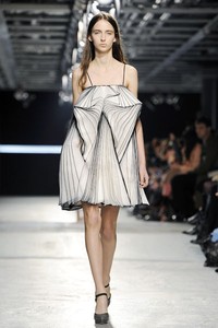 Christopher Kane, Fall/Winter 2014. London Fashion Week 2014. [Photo by Stuart C. Wilson/Getty Images]