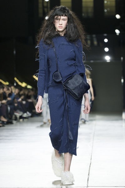 MarquesAlmeida, Fall/Winter 2014. London Fashion Week 2014. [Photo by Tristan Fewings/Getty Images]