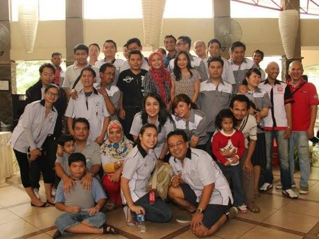 Setahun Komunitas Mobil Silver