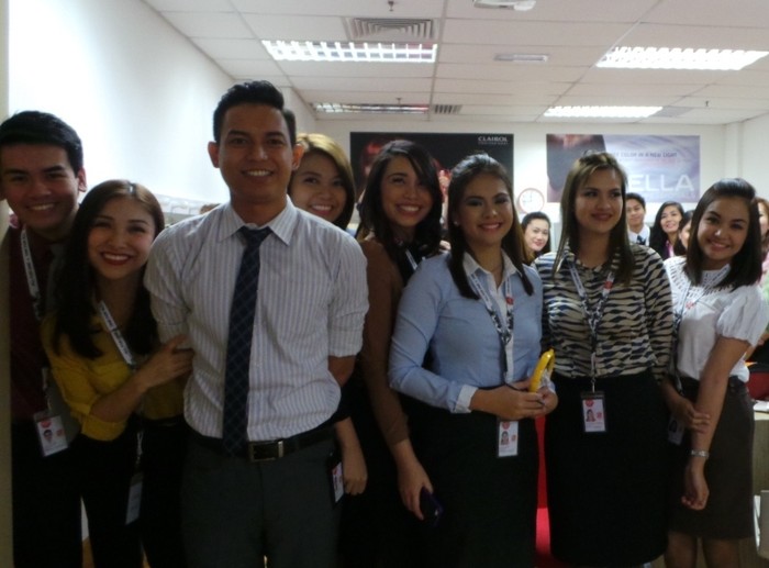 Ini Dia Tempat Pramugari Cantik AirAsia Berkumpul