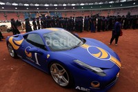 Ferrari milik Ahmad Sahroni dihadirkan dalam persiapan Apel Siaga Perubahan Partai NasDem.