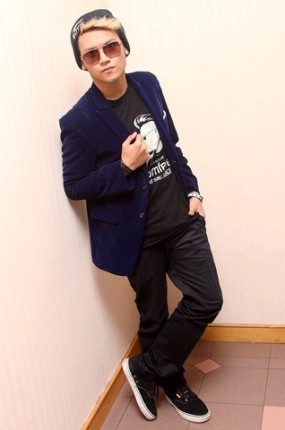 Solo Karier, Ilham Hengkang dari SM*SH?