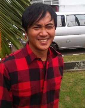 Ditanya Soal Gugatan Cerai, Istri Thomas GIGI: Happy Friday, Keep Smile