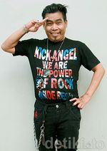 Pose Kocak Bopak Castello