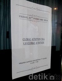 Audisi hari ini akan dimulai pada pukul 11 siang dan berakhir pukul 19:00 malam.