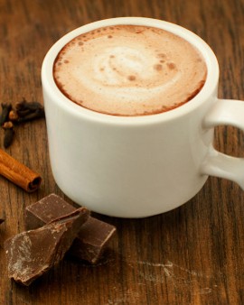 10 Alasan Mengapa Anda Harus Minum Susu Cokelat Malam Ini (2)