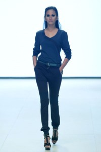 Steven Tach Natural. BNI Iniverse Bonding. Indonesia Fashion Week 2014 at Jakarta Convention Center. Senayan. Jakarta. [Foto: Mohammad Abduh/Wolipop]