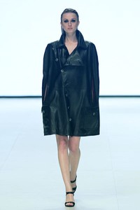 Steven Tach Natural. BNI Iniverse Bonding. Indonesia Fashion Week 2014 at Jakarta Convention Center. Senayan. Jakarta. [Foto: Mohammad Abduh/Wolipop]