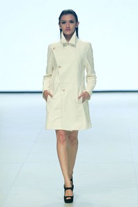 Steven Tach Natural. BNI Iniverse Bonding. Indonesia Fashion Week 2014 at Jakarta Convention Center. Senayan. Jakarta. [Foto: Mohammad Abduh/Wolipop]