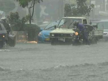 Hujan Deras, Jl Margonda Raya Depok Banjir